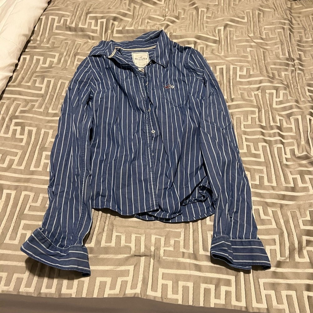 Women’s Hollister Shirt